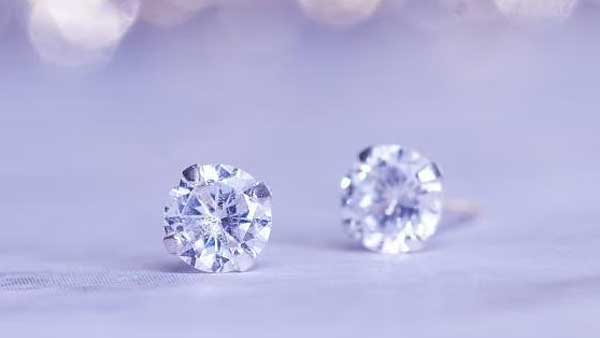  గతేడాది ఓ రైతుకు అత్యంత ఖరీదైన వజ్రం లభ్యం