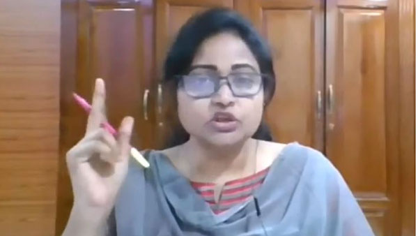 మహానాడులో మాట్లాడే అవకాశం ఇవ్వలేదని దివ్యవాణి రాజీనామా నిర్ణయం