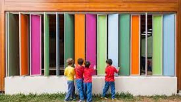 అతిధి గదికి, ఇంటి సీలింగ్ కు తెలుపు రంగు మంచిది