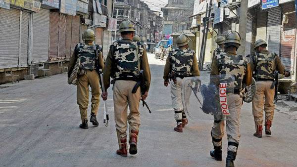 ఉగ్రవాద స్థావరాలపై నిఘా పెట్టారన్న ఉపేంద్ర ద్వివేది