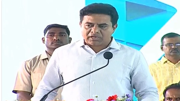 పలు అభివృద్ధి కార్యక్రమాలలో పాల్గొంటున్న మంత్రి కేటీఆర్ 