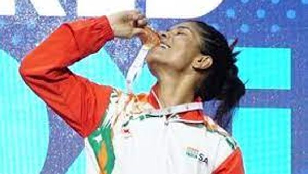 గర్వపడేలా చేశారంటూ మహిళా బాక్సర్లను కొనియాడిన ప్రధాని మోడీ గర్వపడేలా చేశారంటూ మహిళా బాక్సర్లను కొనియాడిన ప్రధాని మోడీ