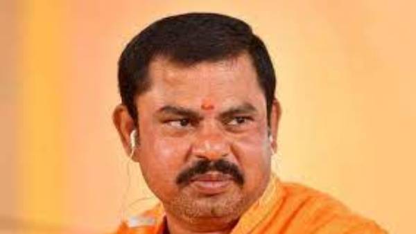 మరో వాహనంలో రాజా సింగ్