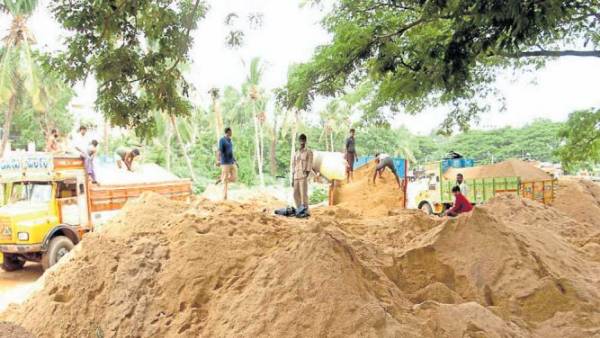  వైట్ కాలర్ నిందితుడు