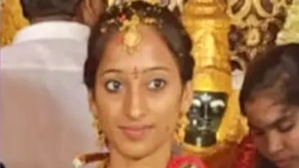 మోహన్ అనే యువకుడితో ప్రేమలో సృజన