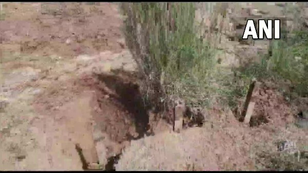 వంతెనను 70 శాతం మాయం చేసిన దొంగలు 