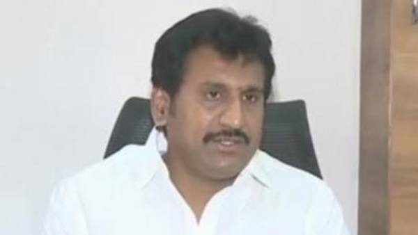 అనంతపురం జిల్లాలో జగన్ సర్కార్ పై విరుచుకుపడిన చంద్రబాబు అనంతపురం జిల్లాలో జగన్ సర్కార్ పై విరుచుకుపడిన చంద్రబాబు