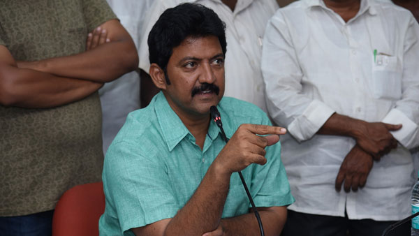 వల్లభనేని వంశీ మౌనంతో...