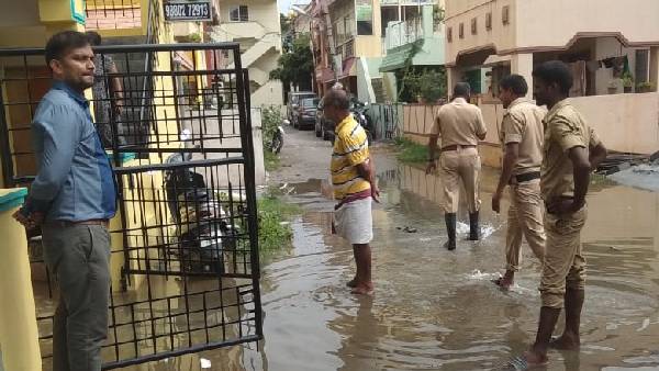 Rain: BBMP has received complaints from people on rain releted issues in Bengaluru. Rain: BBMP has received complaints from people on rain releted issues in Bengaluru.