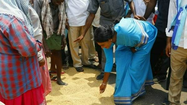 కేసీఆర్ రైతు వ్యతిరేకి.. పంటనష్టం ఊసే ఎత్తని ప్రభుత్వమన్న షర్మిళ