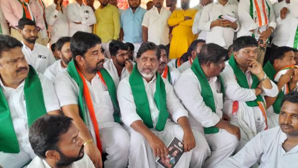  అధికారం కోసం మత విద్వేషాలను రెచ్చ గొడుతున్న బిజెపి.. నవ సంకల్ప శిబిరంలో భట్టి ఫైర్