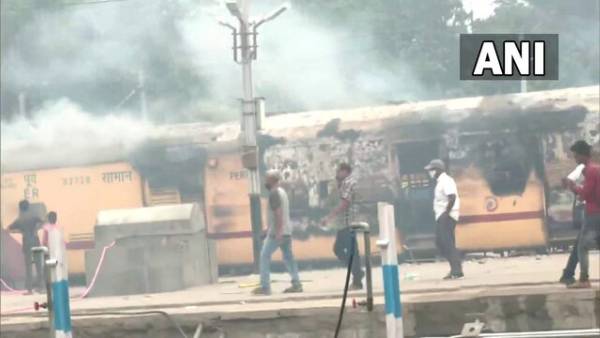 ఛాతీలో బుల్లెట్ ఛాతీలో బుల్లెట్