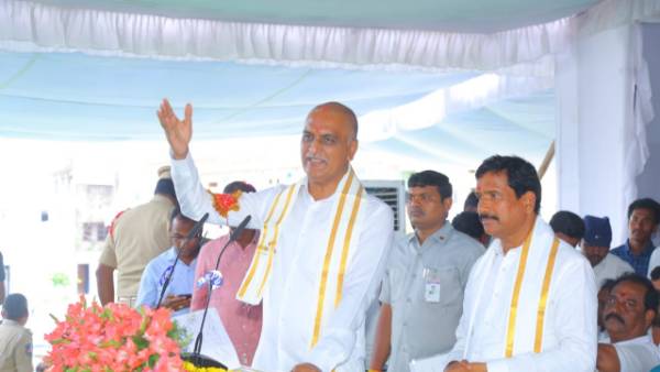 రైతు డిక్లరేషన్ పేరుతో డ్రామాలు.. తెలంగాణ ప్రజలు నమ్మొద్దన్న వైద్య మంత్రి