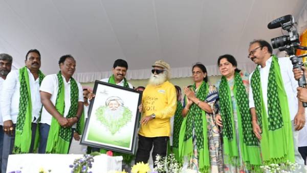 గ్రీన్ ఇండియా విజయవంతం కావడం పూర్వజన్మ సుకృతం.. సద్గురుకు ధన్యవాదాలు తెలిపిన సంతోష్ గ్రీన్ ఇండియా విజయవంతం కావడం పూర్వజన్మ సుకృతం.. సద్గురుకు ధన్యవాదాలు తెలిపిన సంతోష్