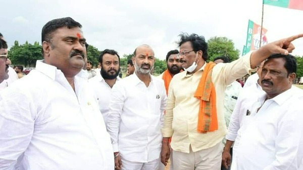 10 లక్షల మందితో చరిత్రలో నిలిచిపోయేలా మోడీ సభ: సంజయ్ 10 లక్షల మందితో చరిత్రలో నిలిచిపోయేలా మోడీ సభ: సంజయ్