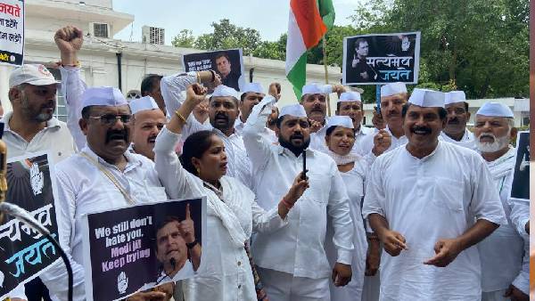 tension in delhi as ed inuqiry on rahul gandhi and congress leaders march to aicc office tension in delhi as ed inuqiry on rahul gandhi and congress leaders march to aicc office