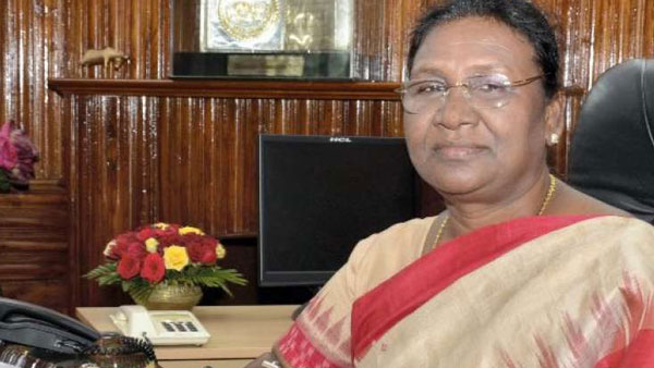 సోనియాను, శరద్ పవార్ ను మద్దతు కోరిన ఎన్డీయే అభ్యర్థి ద్రౌపది ముర్ము