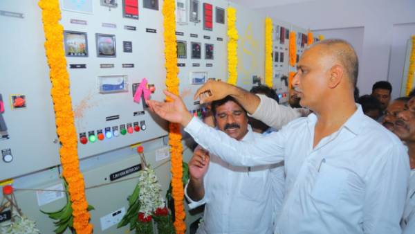 తెలంగాణకు తప్ప అన్ని ప్రాజెక్టులకు ఇచ్చారన్న మంత్రి హరీష్