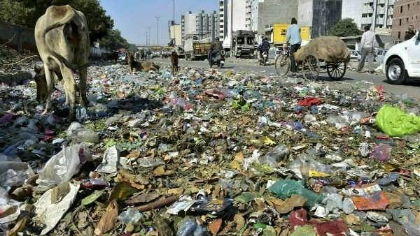 వారిలో రానీ మార్పు.. వారిలో రానీ మార్పు..