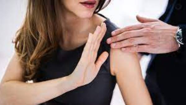  ప్రభుత్వ స్కూల్ లో హెడ్ మాస్టర్