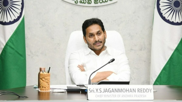 setback to jagan regime as supreme court stop digging in rushikonda, case transfer to hc setback to jagan regime as supreme court stop digging in rushikonda, case transfer to hc