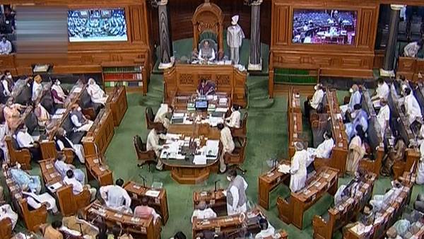 రాష్ట్రపతి అభ్యర్ధులపై ఉత్కంఠ
