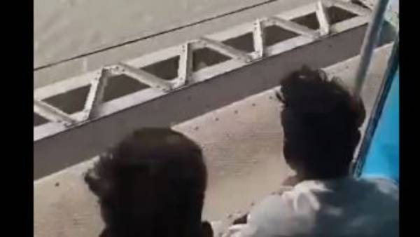  స్లో మోషన్‌లో చూస్తేనే...