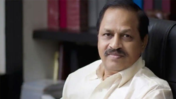 ఆయ‌న‌పై ఫిర్యాదు చేసే ధైర్యం ఎవ‌రికీ లేదు!