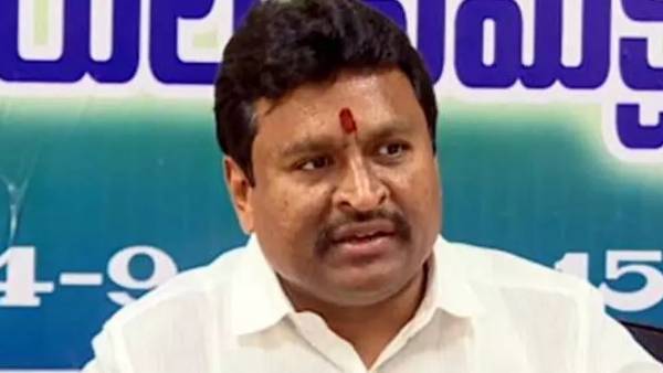 చిరు లేకుండా పవన్ ఎక్కడ ? చిరు లేకుండా పవన్ ఎక్కడ ?