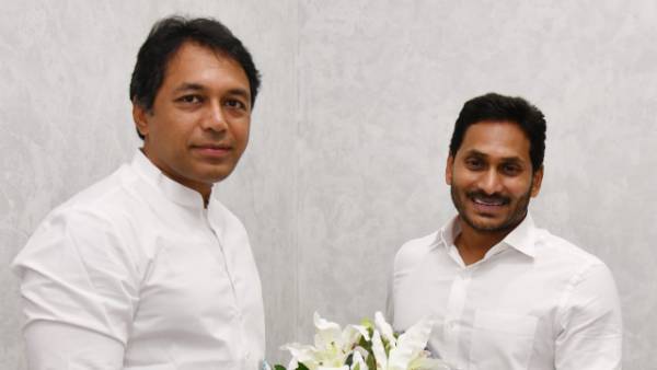 atmakuru mla mekapati vikram reddy met ys jagan, interesting comments on minister post