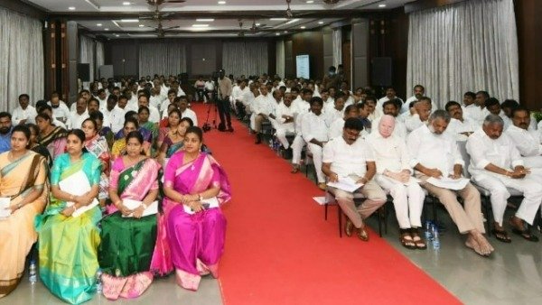 ఏపీలో ముందస్తు కూత