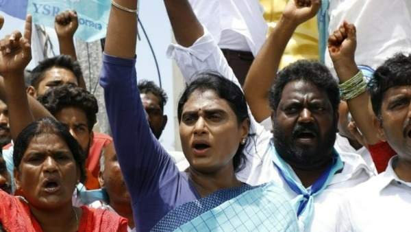 టూరిజం కోసమే కాళేశ్వరం.. రైతులకు ఏమాత్రం ఉపయోగపడని ప్రాజెక్టు అన్న షర్మిళ