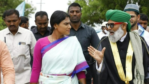 సూర్యాపేట జిల్లాలో నిరుద్యోగ నిరసన దీక్షలో షర్మిల సూర్యాపేట జిల్లాలో నిరుద్యోగ నిరసన దీక్షలో షర్మిల