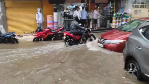 హైదరాబాద్‌లోని చాలా ప్రాంతాల్లో భారీ వర్షం