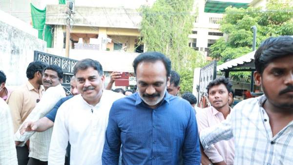 పొత్తుల వ్యవహారం..