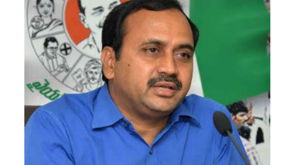 కూలీలతో కలిసి పొలంలో నారుమడి విత్తనాలు చల్లిన ఎమ్మెల్యే ఆర్కే