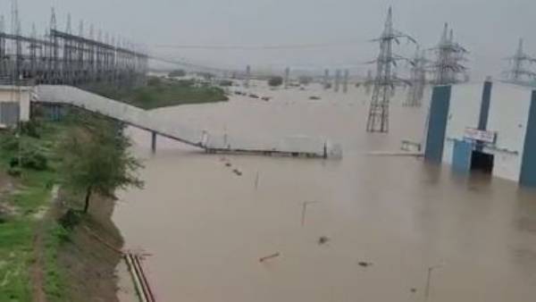 కాళేశ్వరం లోతట్టు ప్రాంతాలు జలమయం.. సీఎంకు ముందుచూపు లేదన్న పీసిసి ఛీఫ్ కాళేశ్వరం లోతట్టు ప్రాంతాలు జలమయం.. సీఎంకు ముందుచూపు లేదన్న పీసిసి ఛీఫ్