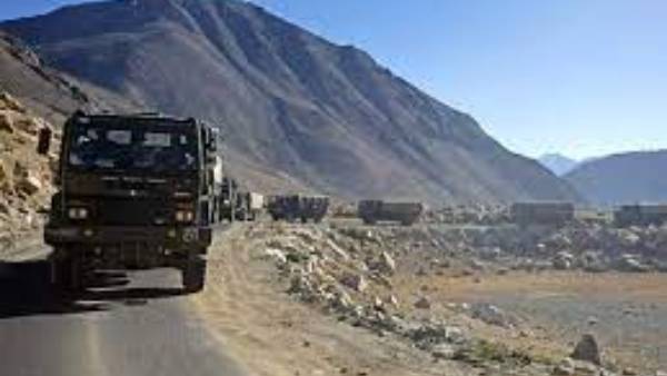 China provoke India at LAC again- Chinese aircraft flies close to border in ladakh China provoke India at LAC again- Chinese aircraft flies close to border in ladakh