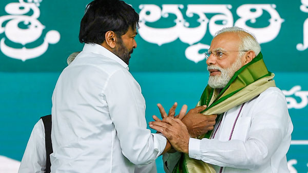 చిరంజీవి కోసం బీజేపీ ప్రయత్నాలు చిరంజీవి కోసం బీజేపీ ప్రయత్నాలు