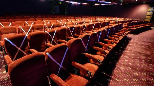 2ఖేల్ ఖతం.. దుకాణం బంద్