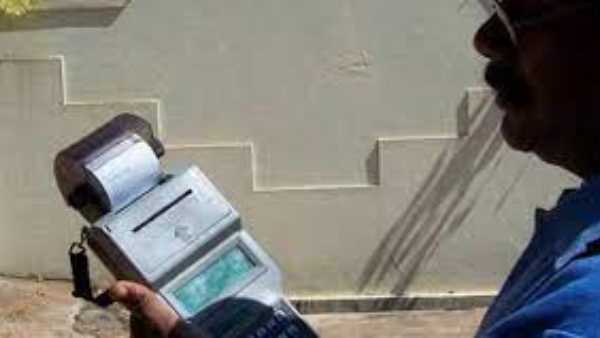 జులై నెల కరెంట్ బిల్లు మూడు వేల కోట్లు పైగా.. మానవ తప్పిదం అన్న విద్యుత్ సంస్థ జులై నెల కరెంట్ బిల్లు మూడు వేల కోట్లు పైగా.. మానవ తప్పిదం అన్న విద్యుత్ సంస్థ