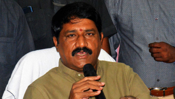 మహానాడుకు దూరం జరిగిన గంటా