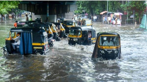 దేశంలోని పలు రాష్ట్రాల్లో భారీ నుంచి అతి భారీ వర్షాలు