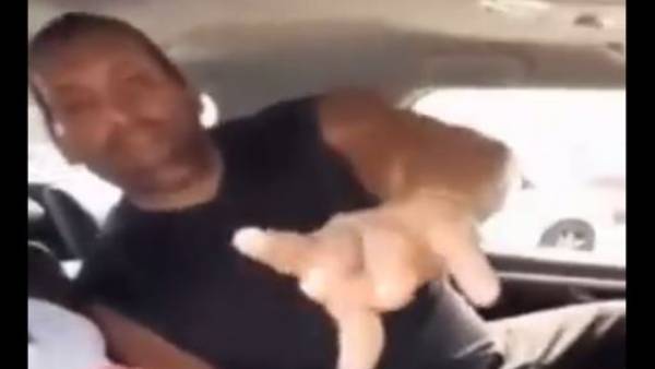 జాతి వివక్ష ఆరోపణలు