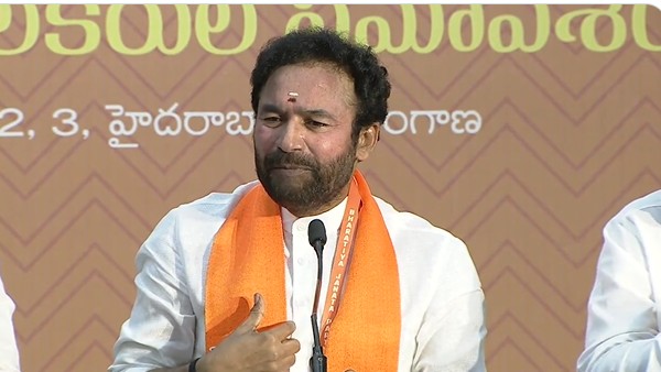 కేసీఆర్ కుటుంబ, అవినీతి పాలన నేర్చుకోవాలా?: కిషన్ రెడ్డి