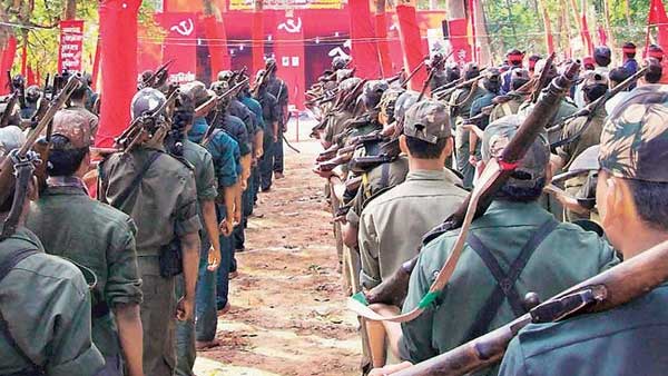 భయం గుప్పిట్లో ఏజెన్సీ వాసులు 