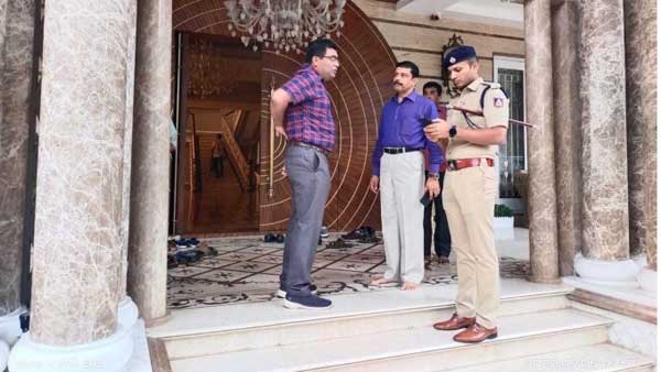  మాజీ మంత్రి, కాంగ్రెస్ పార్టీ ఎమ్మెల్యే