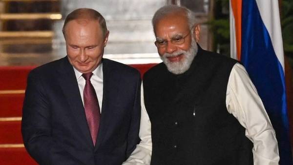 రష్యాకు వ్యతిరేకంగా..