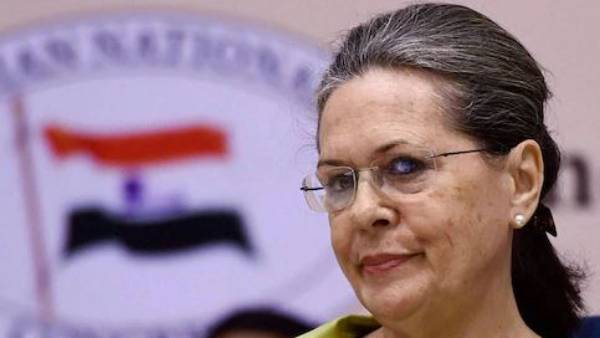  అహ్మద్ పటేల్ పై సిట్ ఆరోపణలు