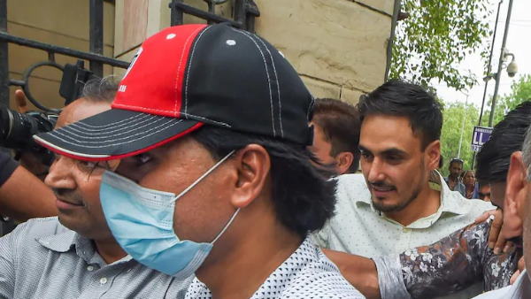 ఆల్ట్ న్యూస్ జుబైర్ అరెస్టు